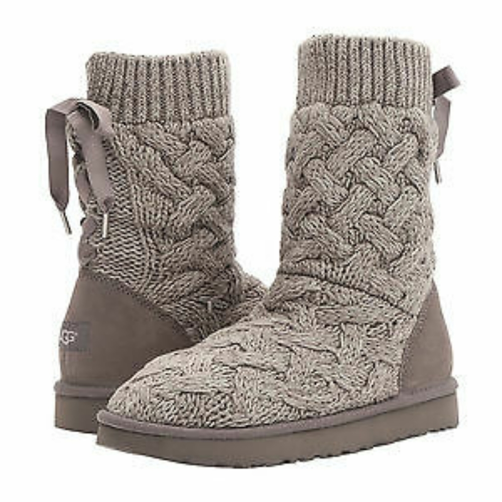 Uggs - image 1